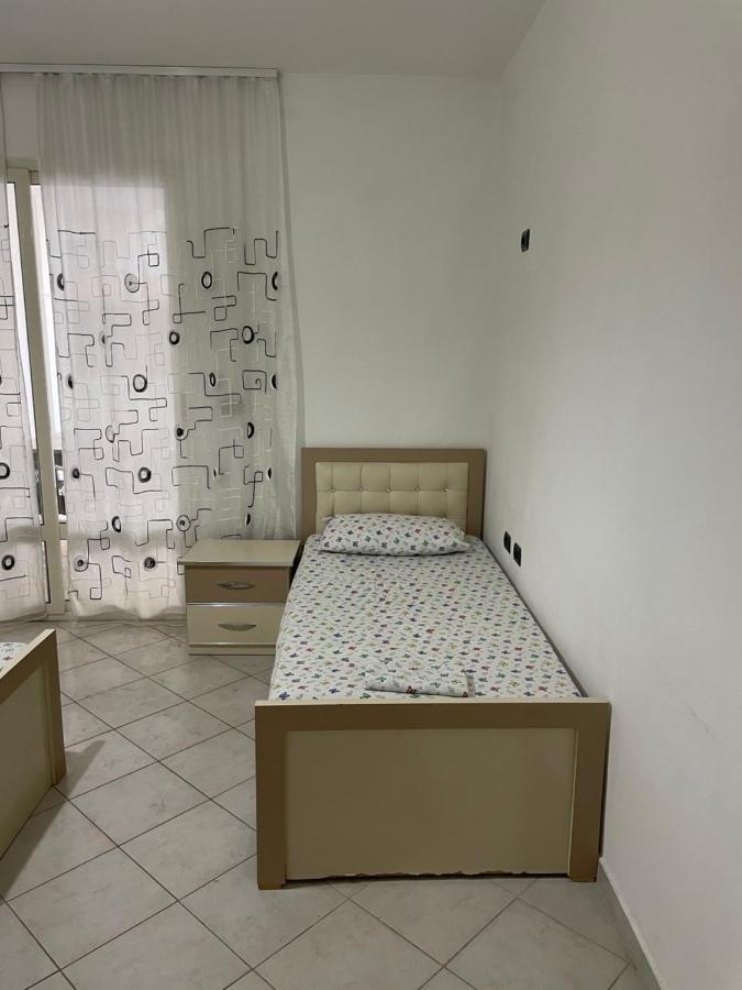 Cano Apartament ドゥラス エクステリア 写真